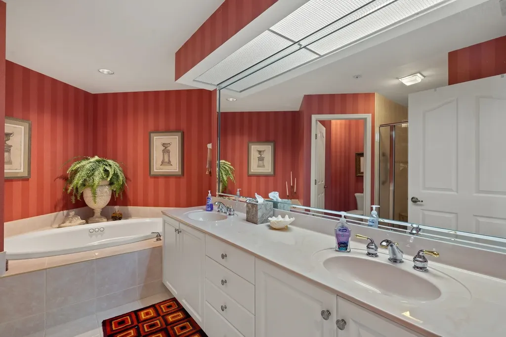 14811 Laguna Drive Fort Myers FL 33908