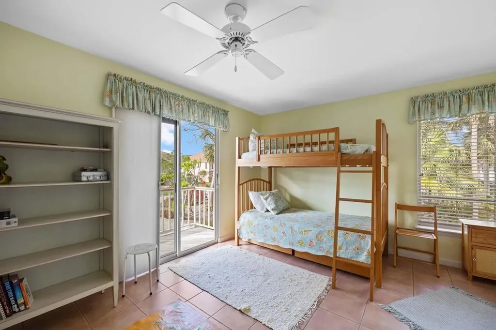 702 Pyrula Avenue Sanibel FL 33957