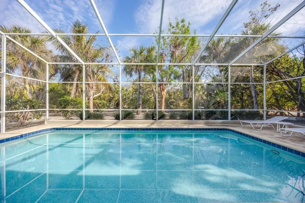 702 Pyrula Avenue Sanibel FL 33957