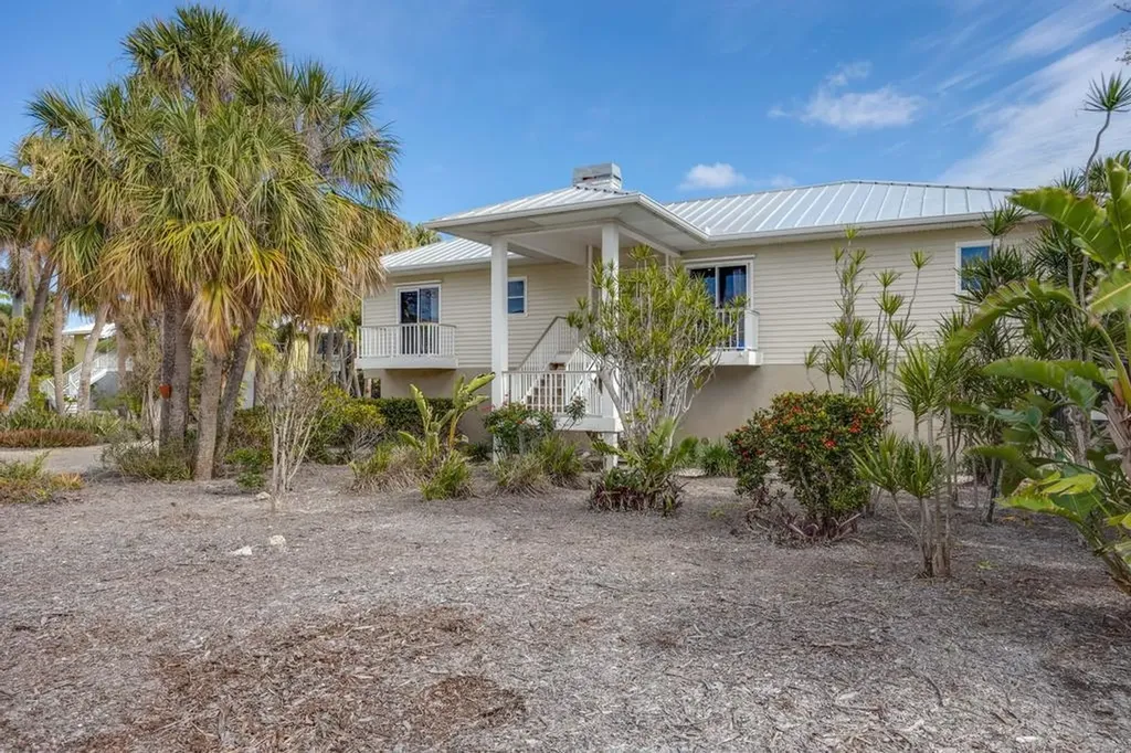 702 Pyrula Avenue Sanibel FL 33957