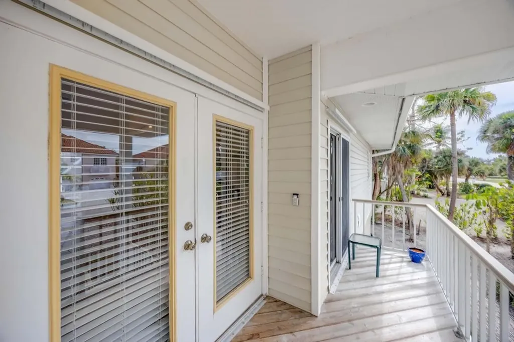 702 Pyrula Avenue Sanibel FL 33957