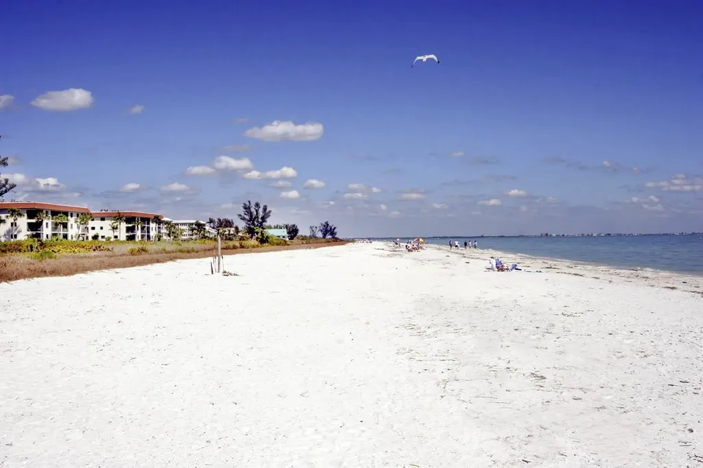 827 E Gulf Drive Sanibel FL 33957