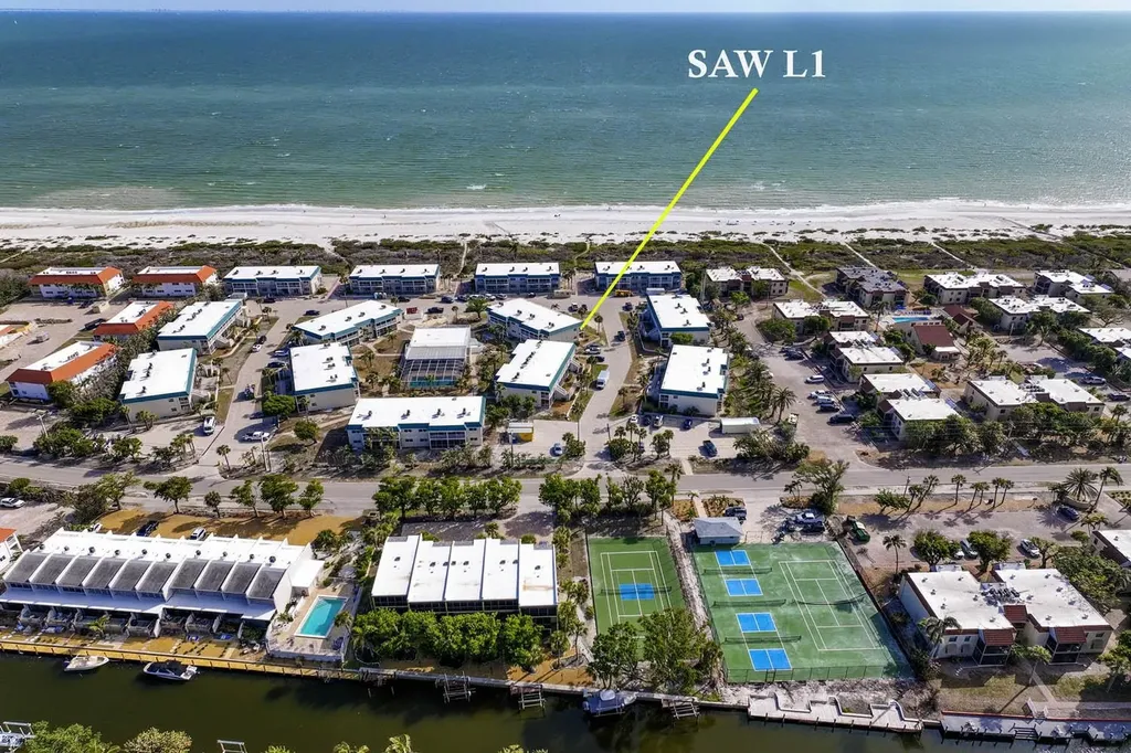 827 E Gulf Drive Sanibel FL 33957