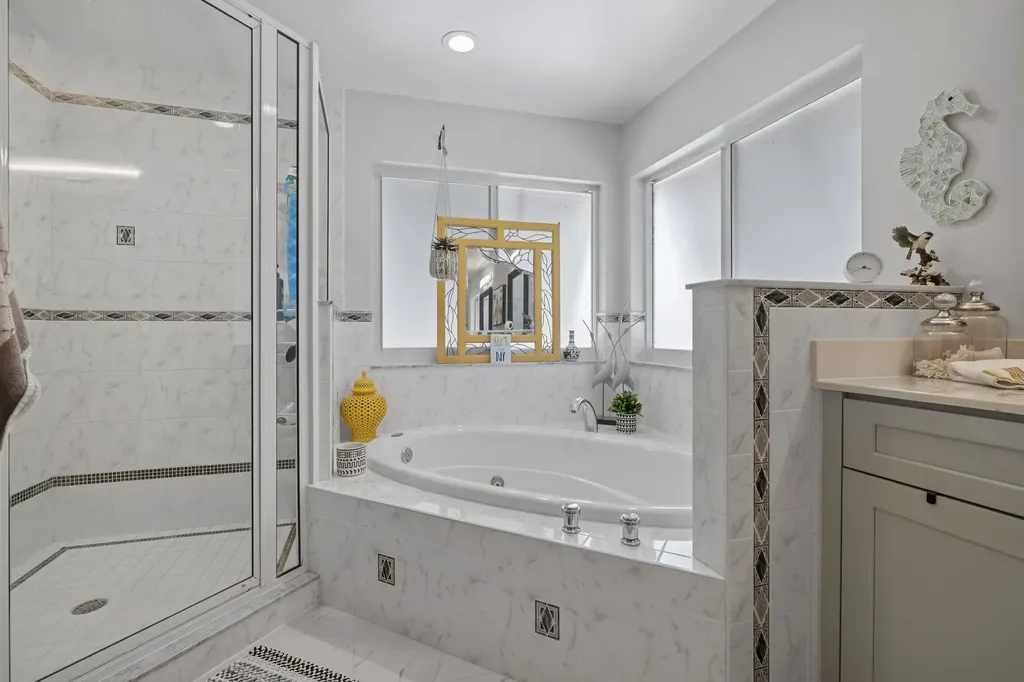 485 Peachtree Road Sanibel FL 33957