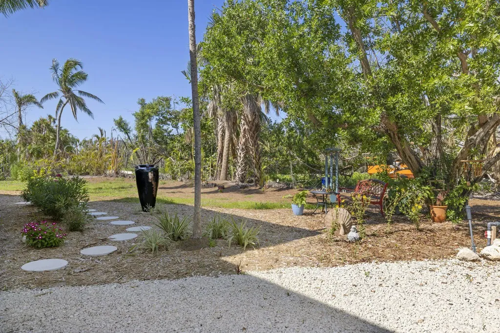 485 Peachtree Road Sanibel FL 33957