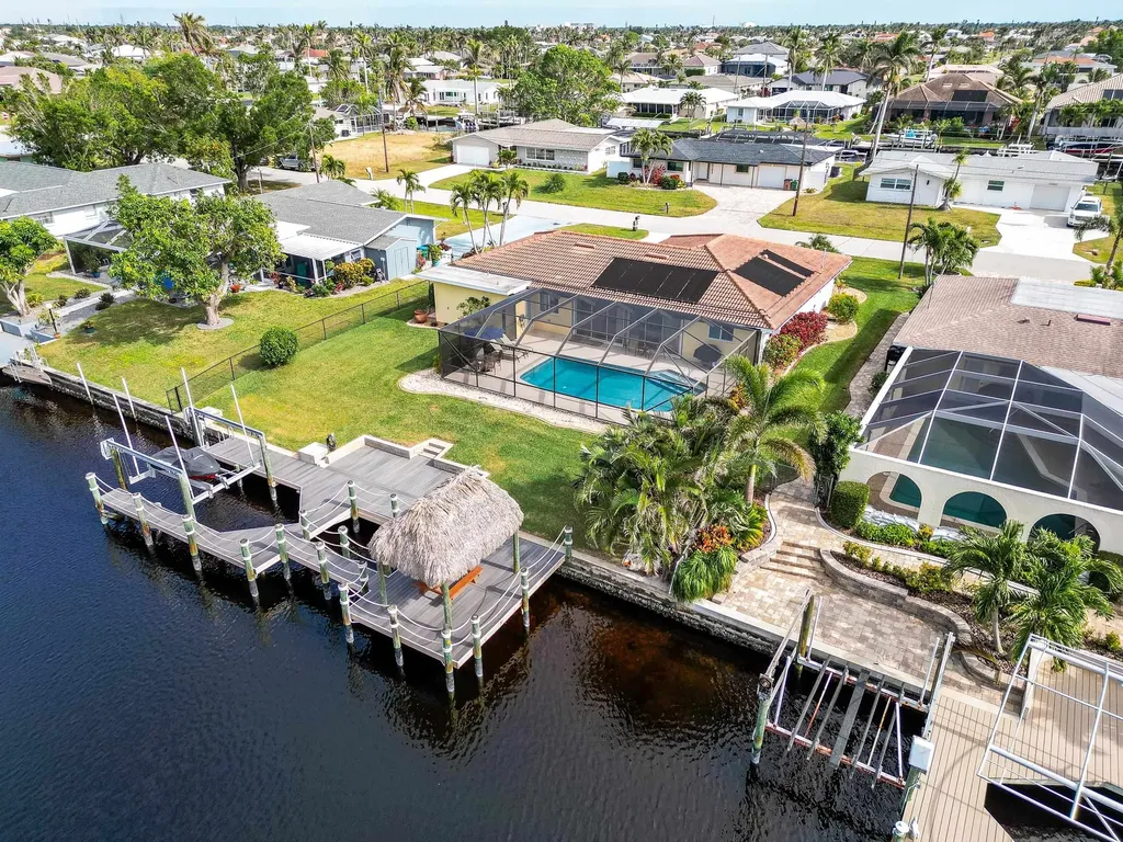 5244 SW 3rd Avenue Cape Coral FL 33914
