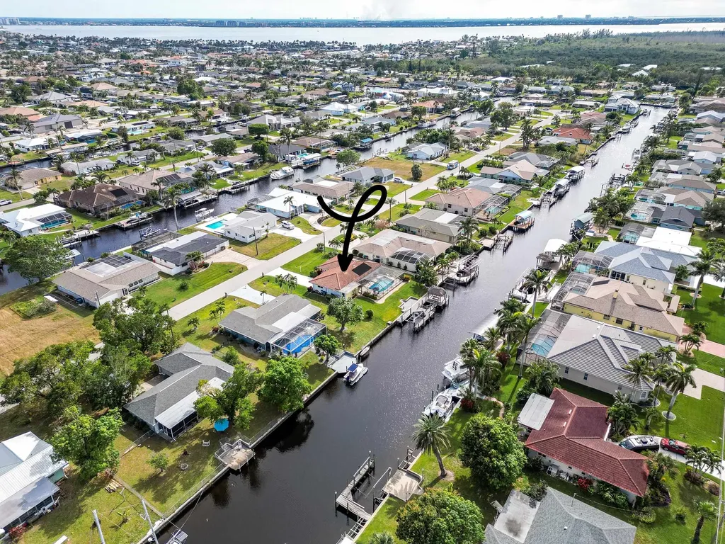 5244 SW 3rd Avenue Cape Coral FL 33914