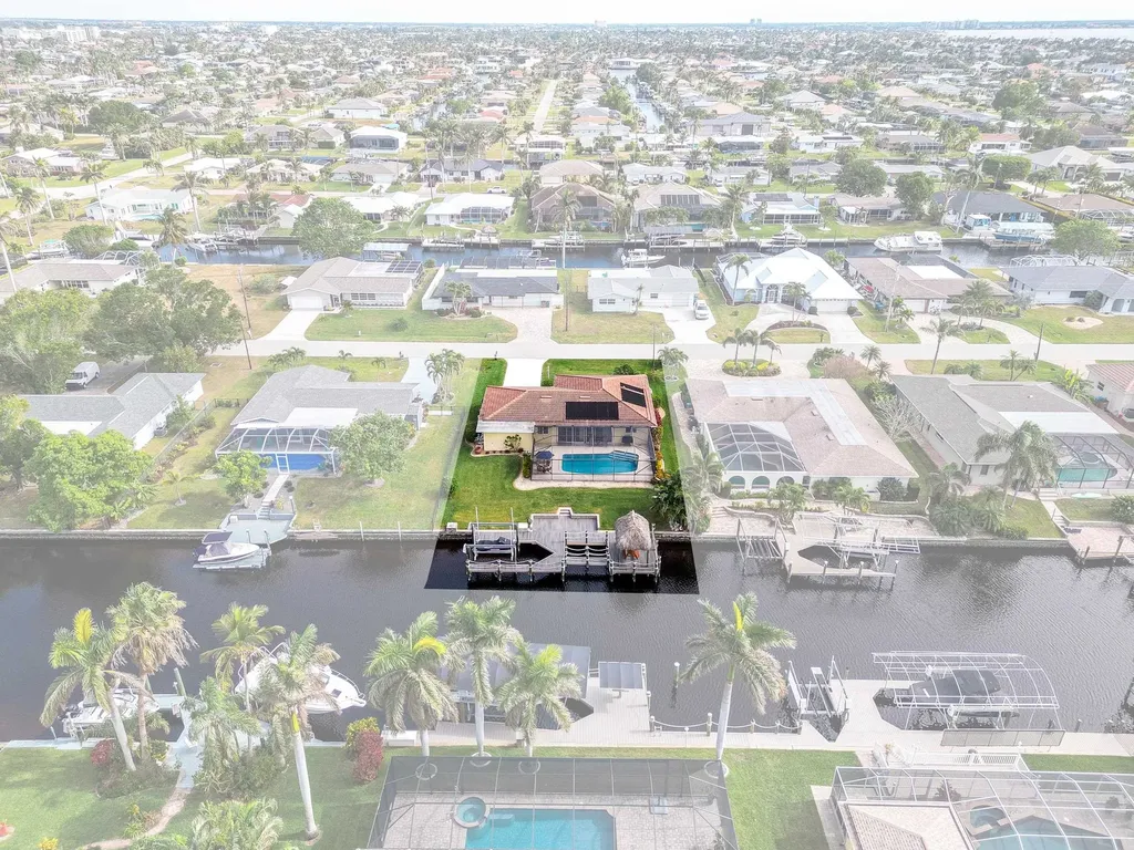 5244 SW 3rd Avenue Cape Coral FL 33914