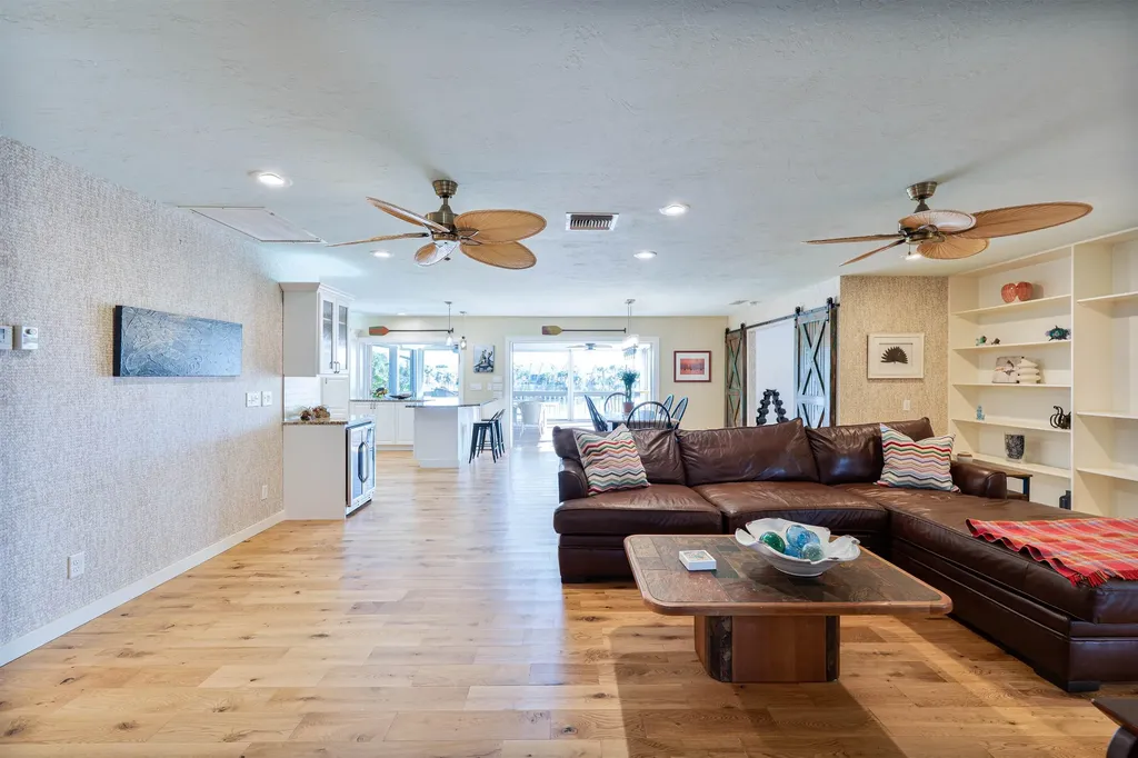 3131 Twin Lakes Lane Sanibel FL 33957