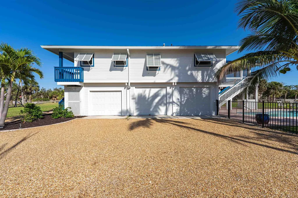 3131 Twin Lakes Lane Sanibel FL 33957