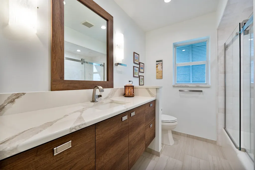 3131 Twin Lakes Lane Sanibel FL 33957