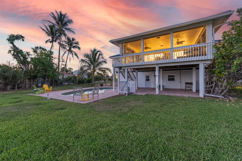 3131 Twin Lakes Lane Sanibel FL 33957