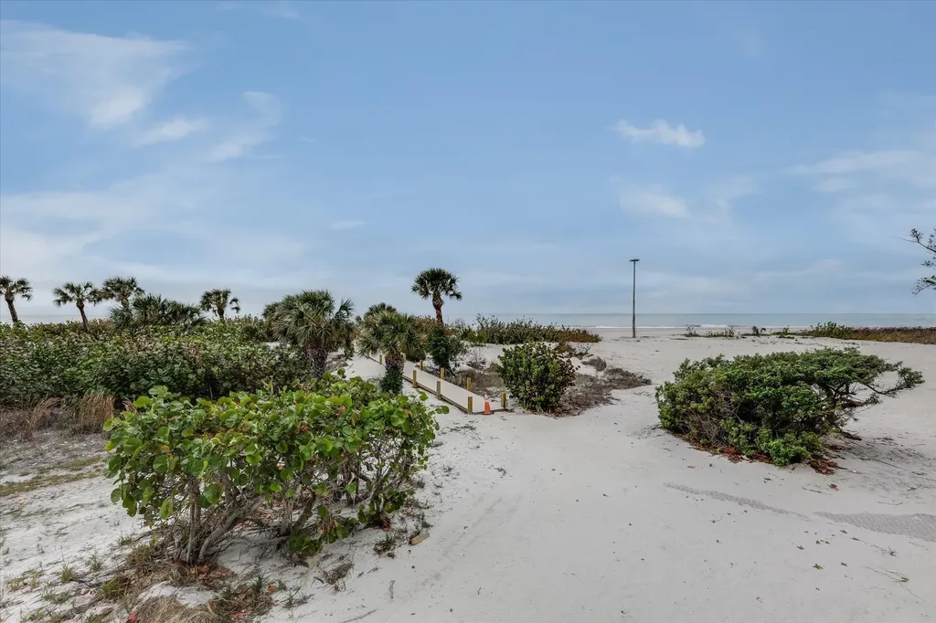 2117 Gulf Beach Villas Captiva FL 33924