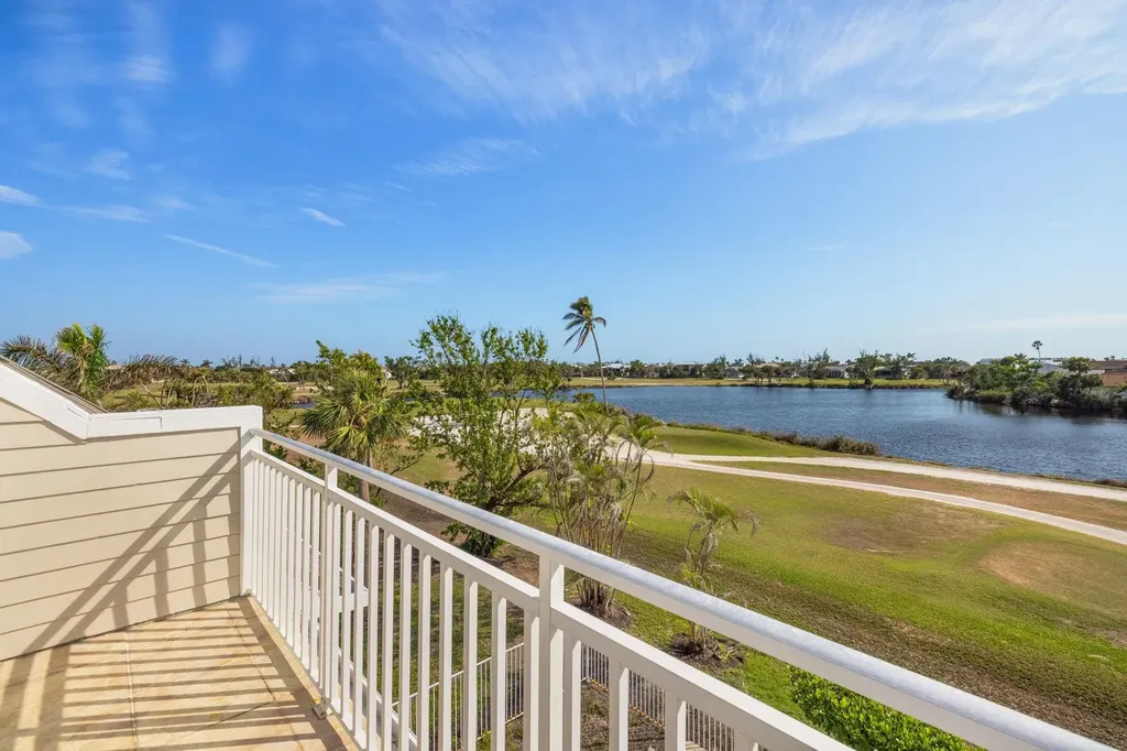 865 Birdie View Point Sanibel FL 33957
