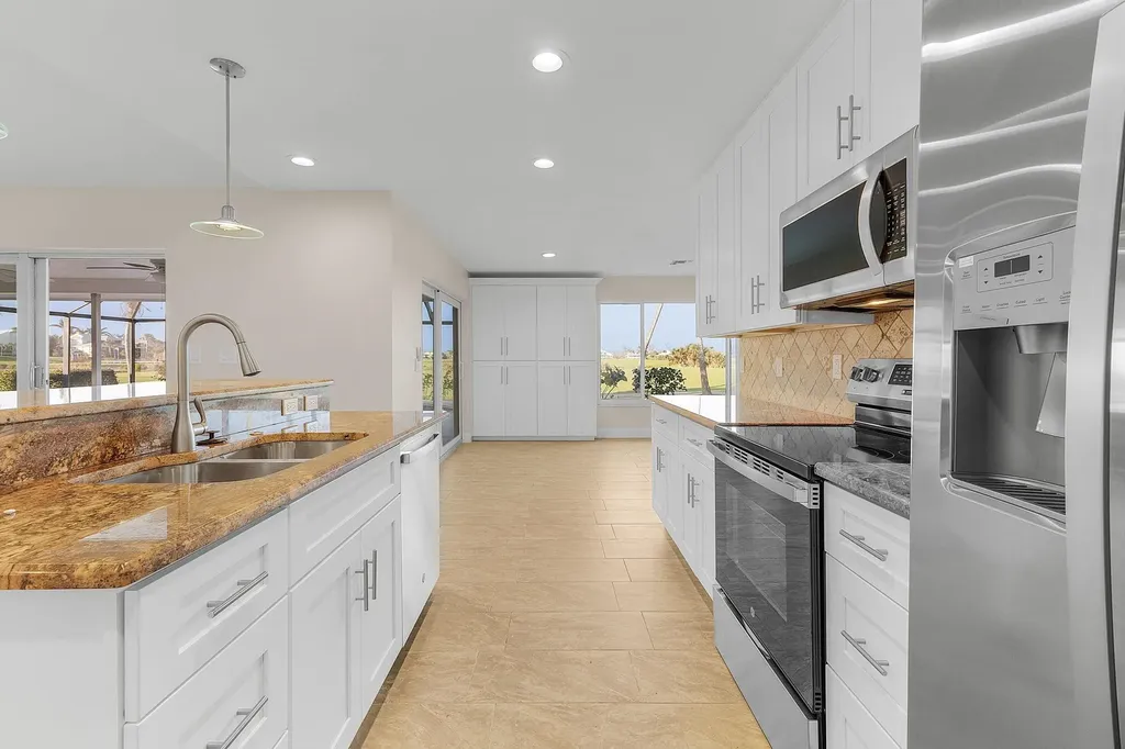 1113 Sand Castle Road Sanibel FL 33957