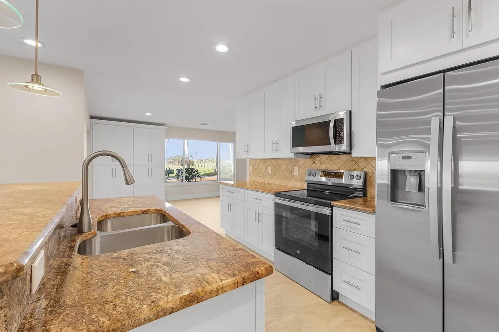 1113 Sand Castle Road Sanibel FL 33957