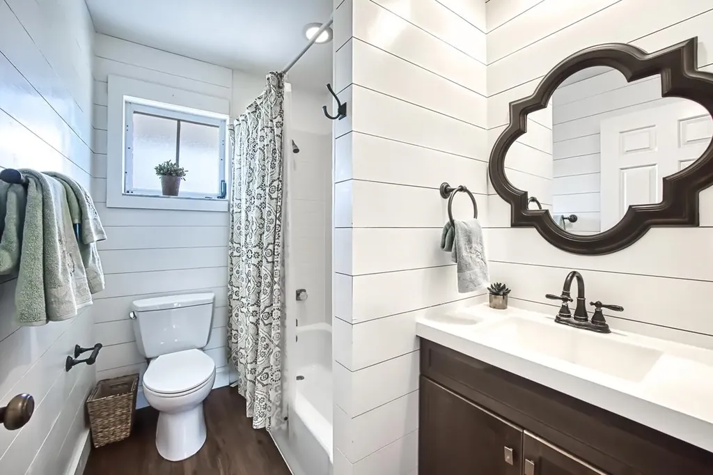 220 Palm Lake Drive Sanibel FL 33957