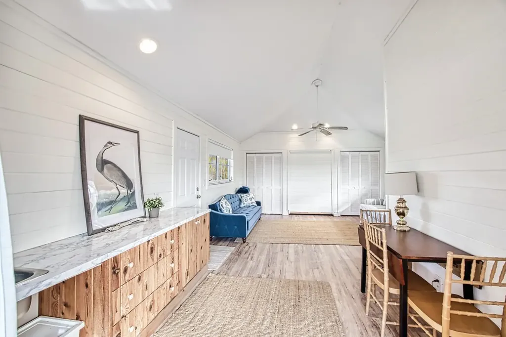 220 Palm Lake Drive Sanibel FL 33957