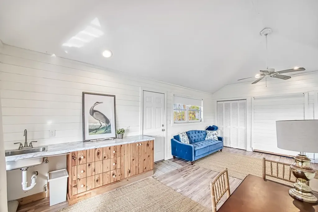 220 Palm Lake Drive Sanibel FL 33957