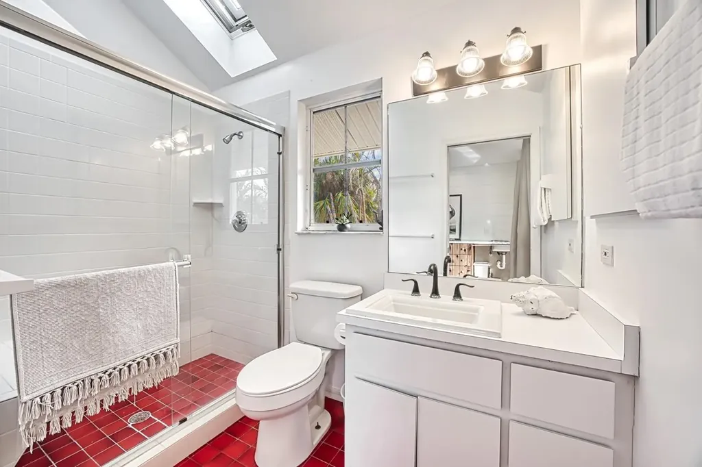 220 Palm Lake Drive Sanibel FL 33957