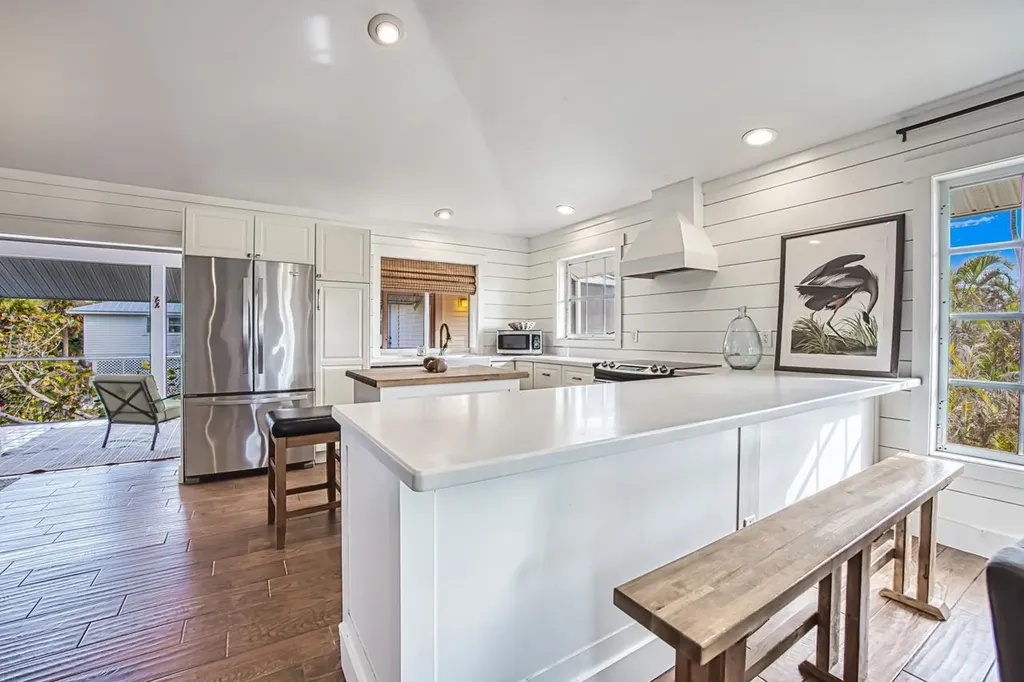 220 Palm Lake Drive Sanibel FL 33957