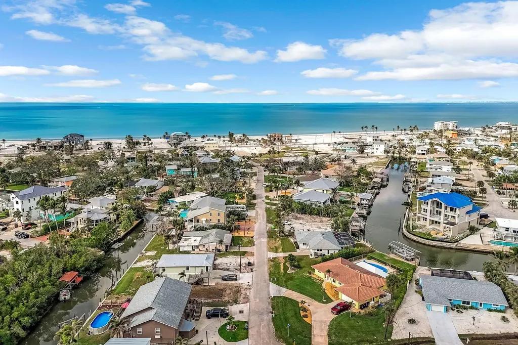 260 Sterling Avenue Fort Myers Beach FL 33931