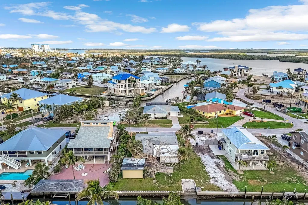 260 Sterling Avenue Fort Myers Beach FL 33931