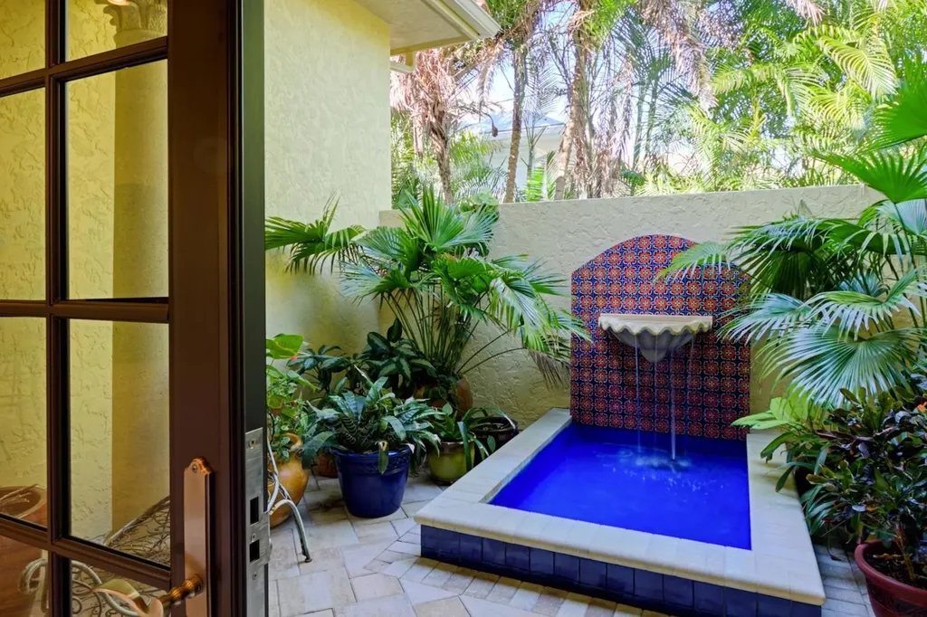 2704 Shriver Drive Fort Myers FL 33901