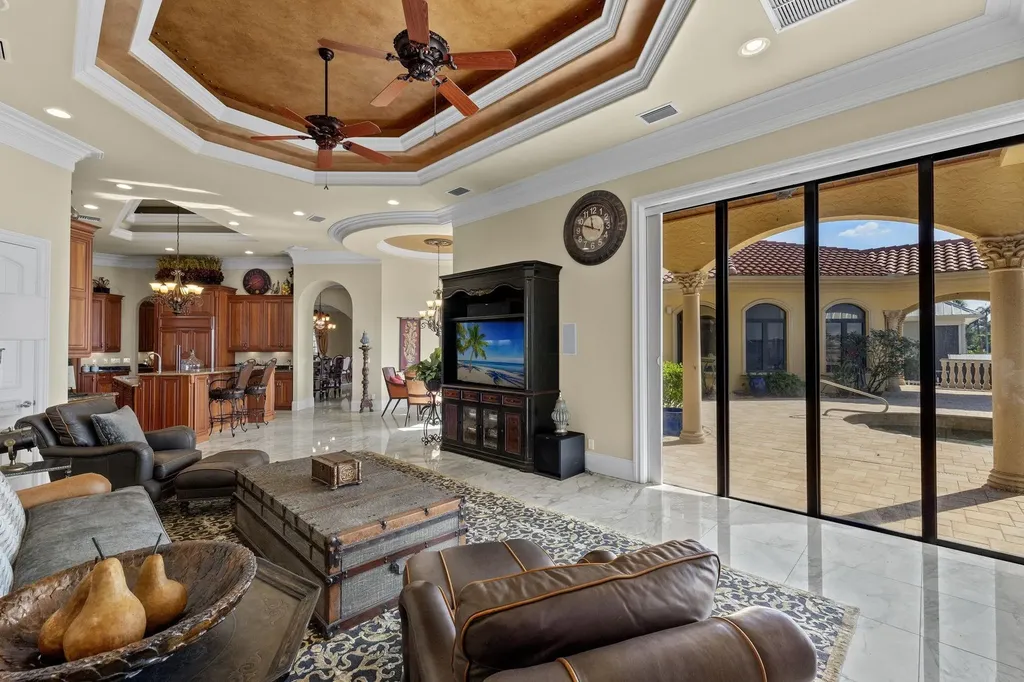 2704 Shriver Drive Fort Myers FL 33901