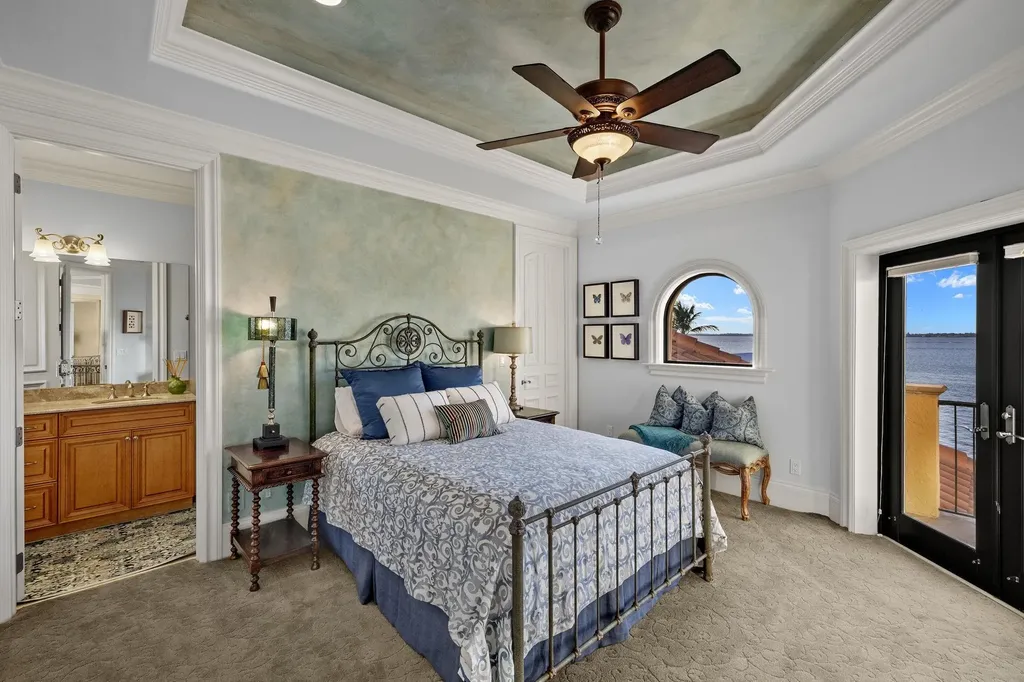 2704 Shriver Drive Fort Myers FL 33901