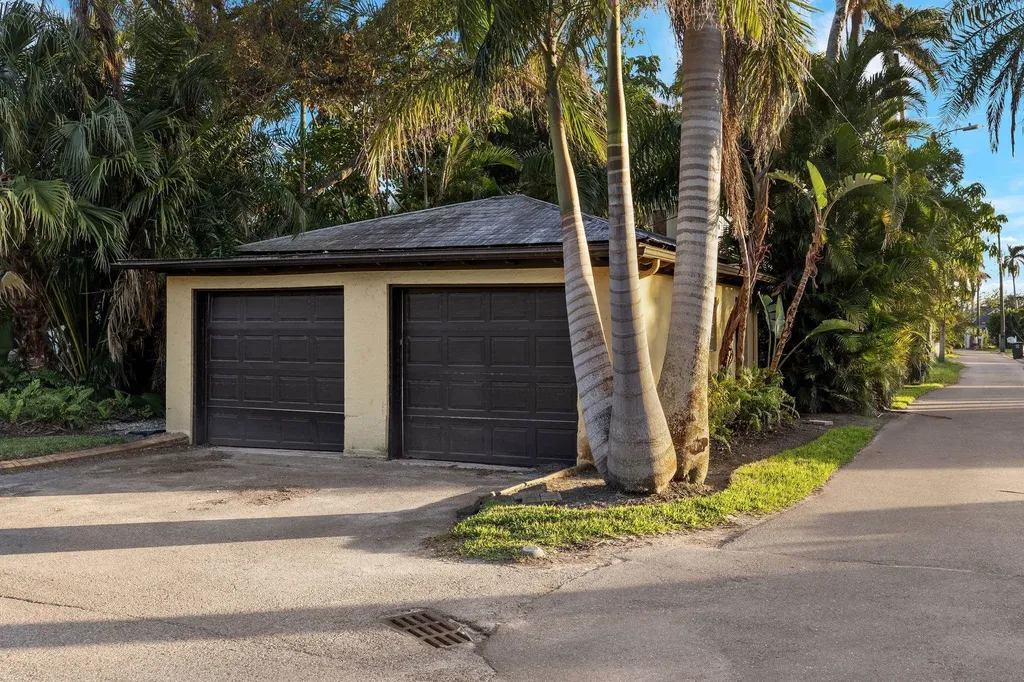 2704 Shriver Drive Fort Myers FL 33901