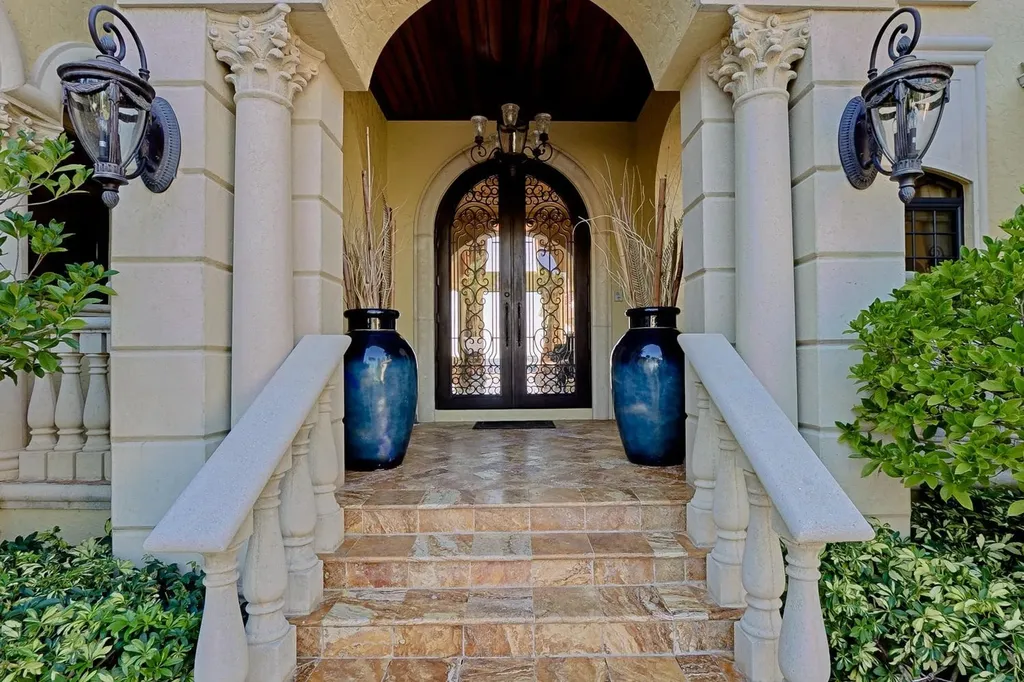 2704 Shriver Drive Fort Myers FL 33901