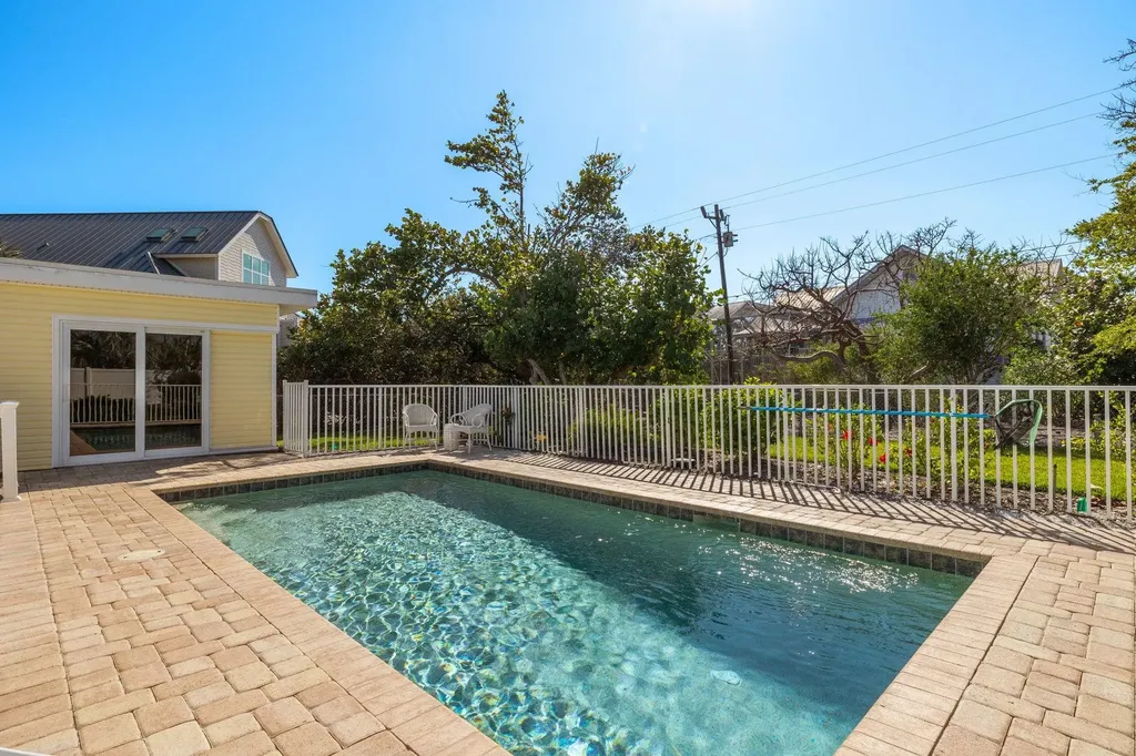 1139 Buttonwood Lane Sanibel FL 33957