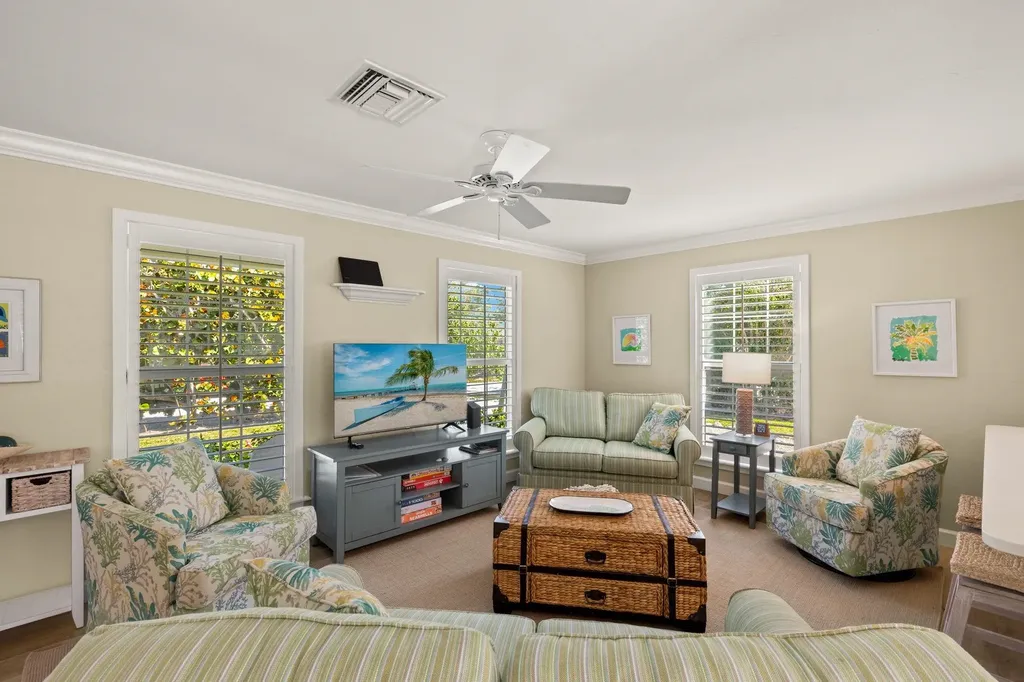 1139 Buttonwood Lane Sanibel FL 33957