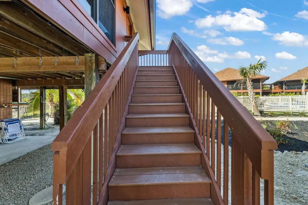 1811 Olde Middle Gulf Drive Sanibel FL 33957