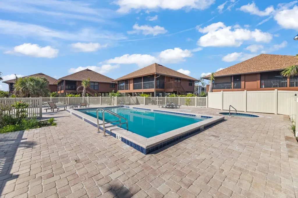 1811 Olde Middle Gulf Drive Sanibel FL 33957