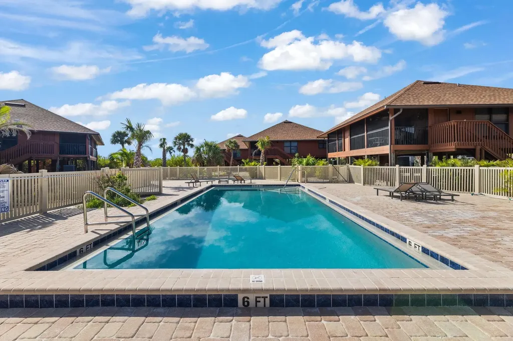 1811 Olde Middle Gulf Drive Sanibel FL 33957