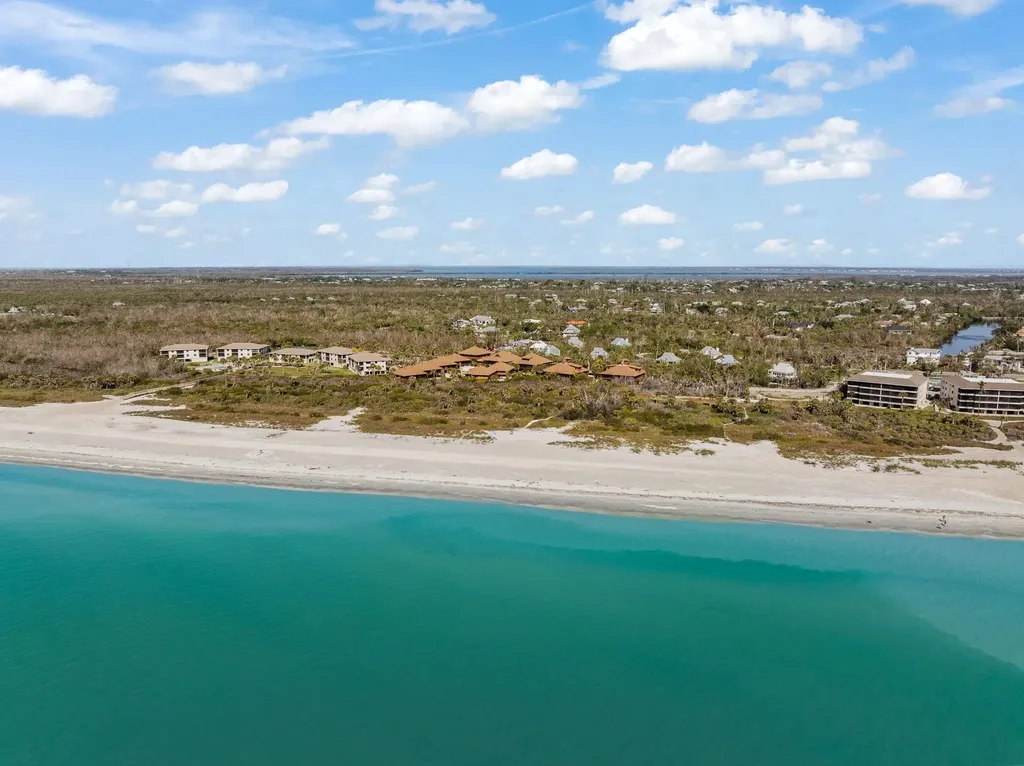 1811 Olde Middle Gulf Drive Sanibel FL 33957