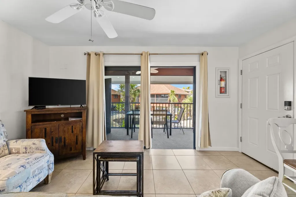 1811 Olde Middle Gulf Drive Sanibel FL 33957