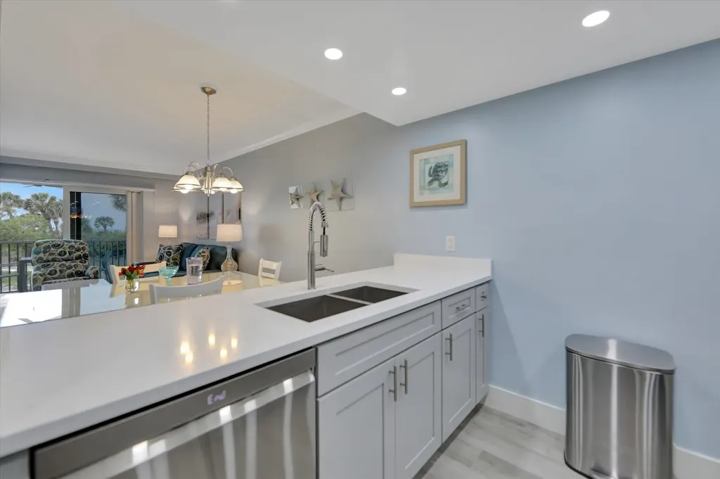 2217 Beach Villas Captiva FL 33924