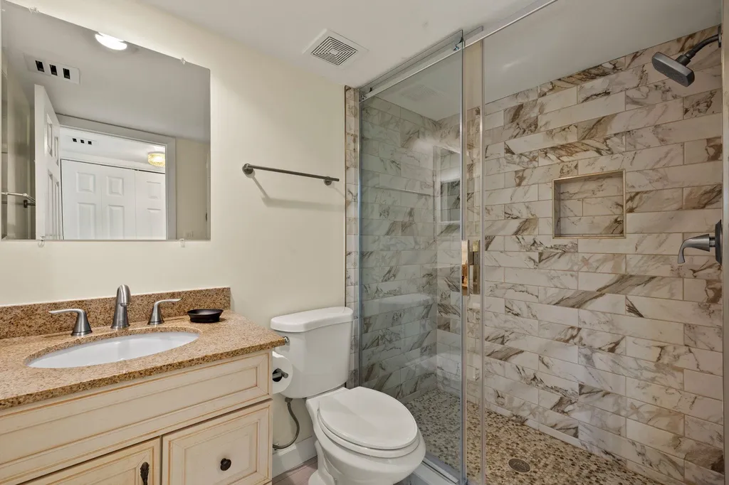 979 E Gulf Drive Sanibel FL 33957