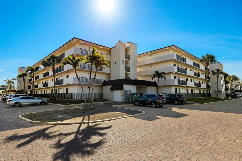 979 E Gulf Drive Sanibel FL 33957