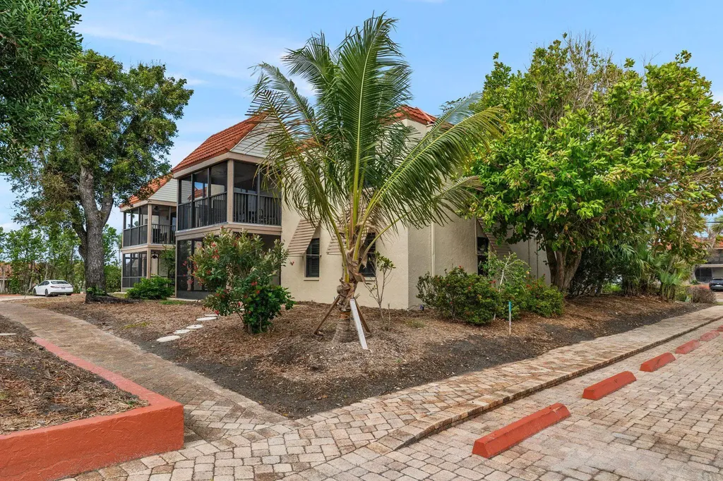 845 E Gulf Drive Sanibel FL 33957