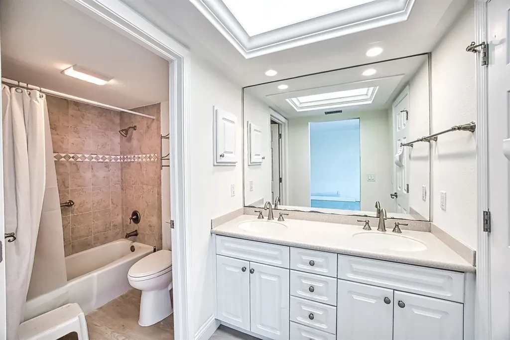 1401 Middle Gulf Drive Sanibel FL 33957