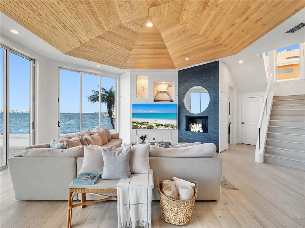 771 Cypress Lake Circle Fort Myers FL 33919