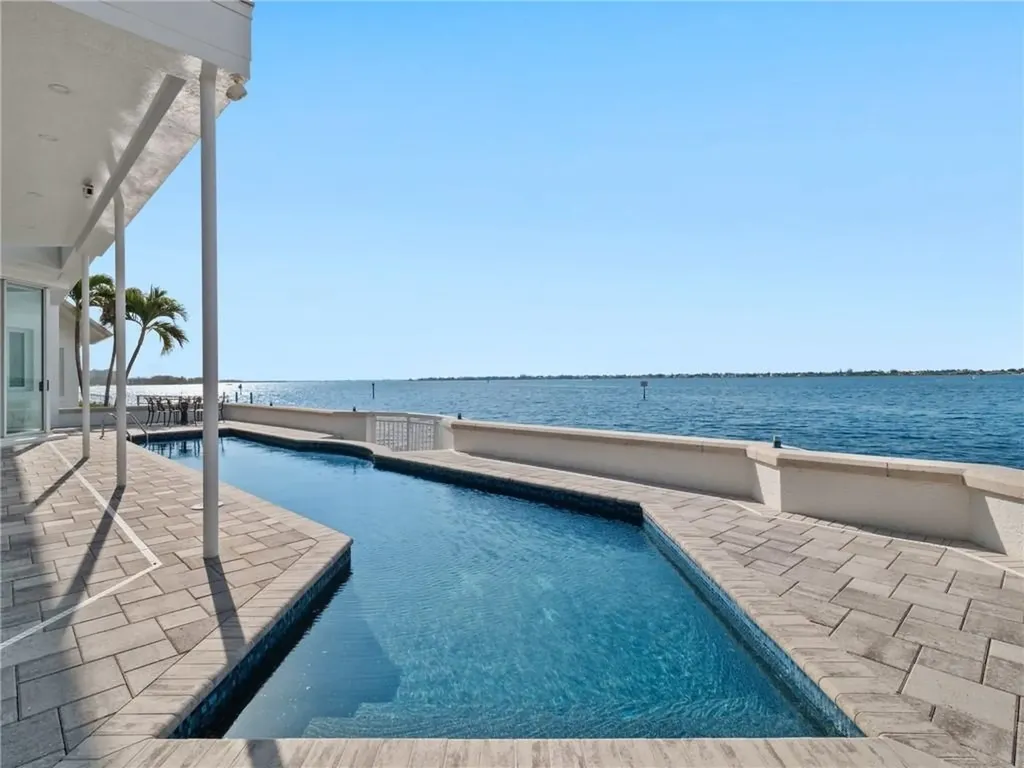 771 Cypress Lake Circle Fort Myers FL 33919