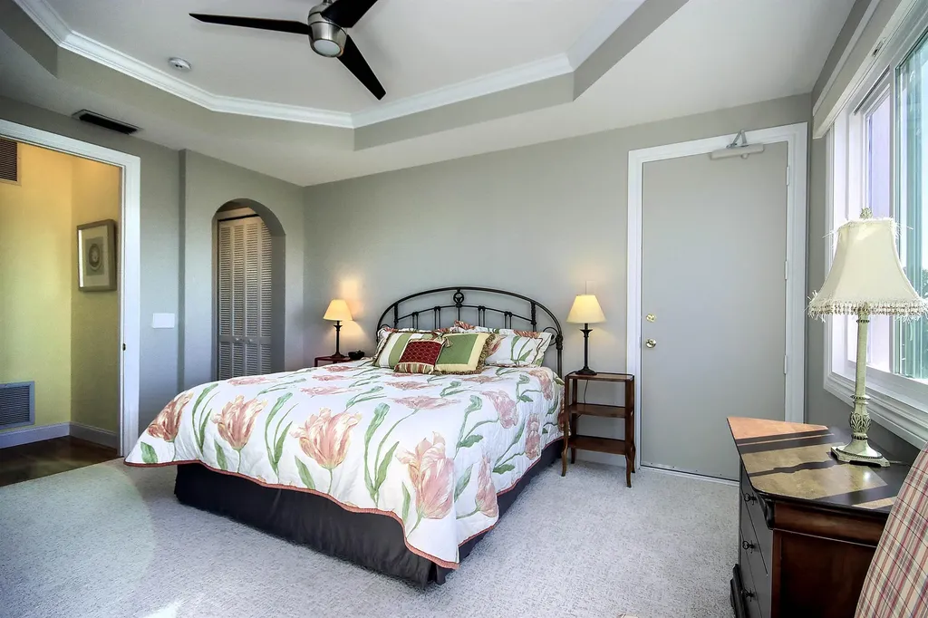 5775 Baltusrol Court Sanibel FL 33957-2232