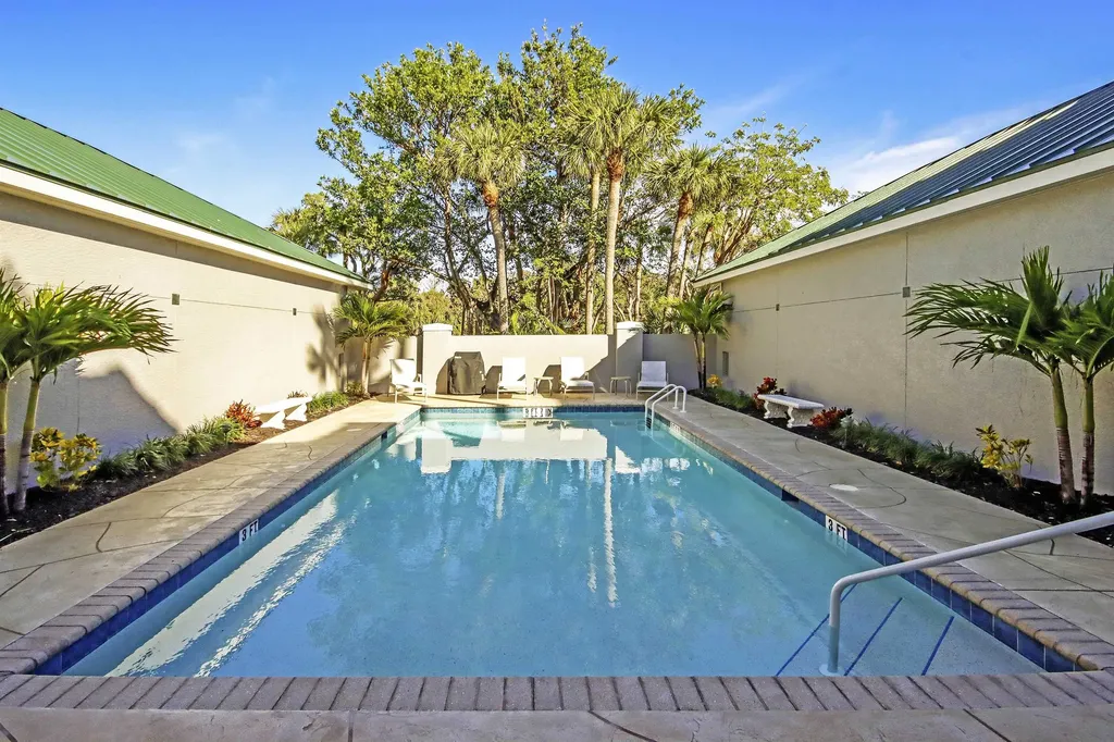 5775 Baltusrol Court Sanibel FL 33957-2232