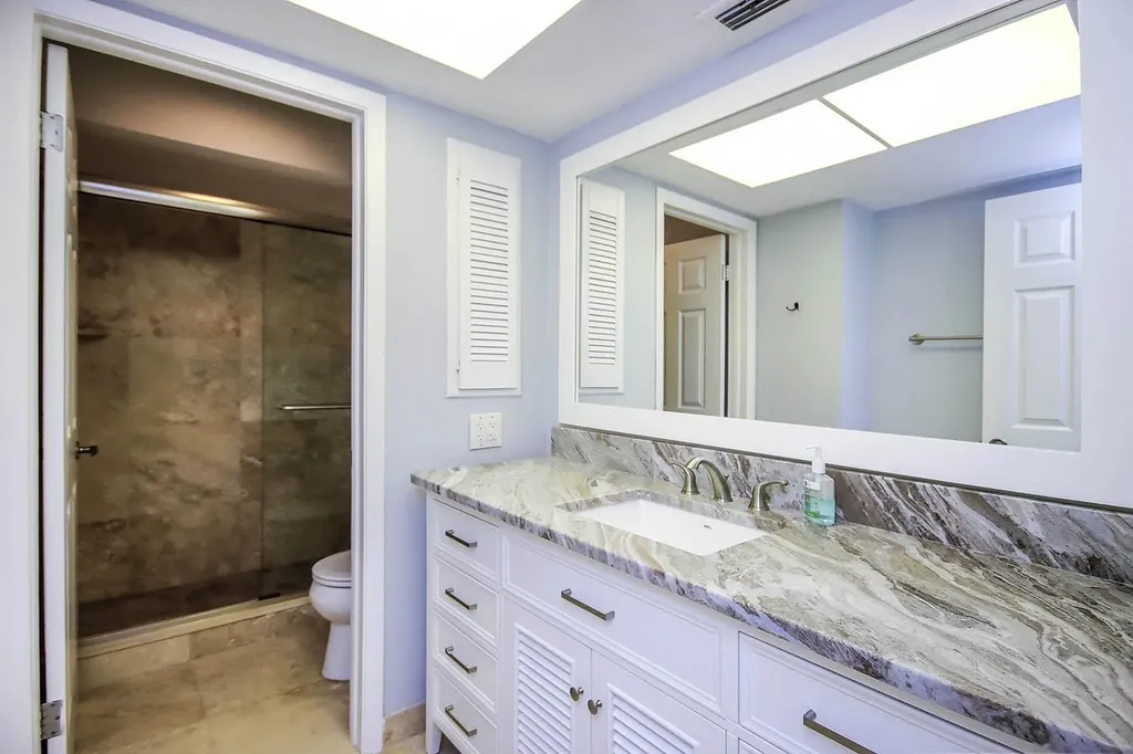 1351 Middle Gulf Drive Sanibel FL 33957