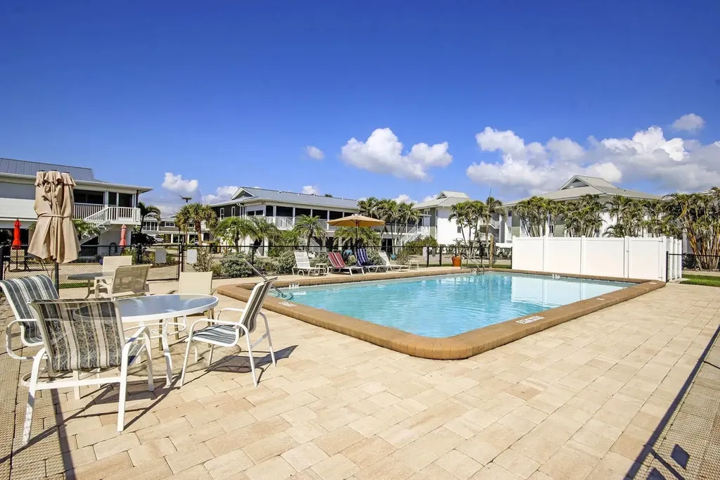 1351 Middle Gulf Drive Sanibel FL 33957